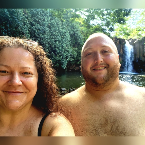 Meet your Posher, Nikki - Picture 2 of 8